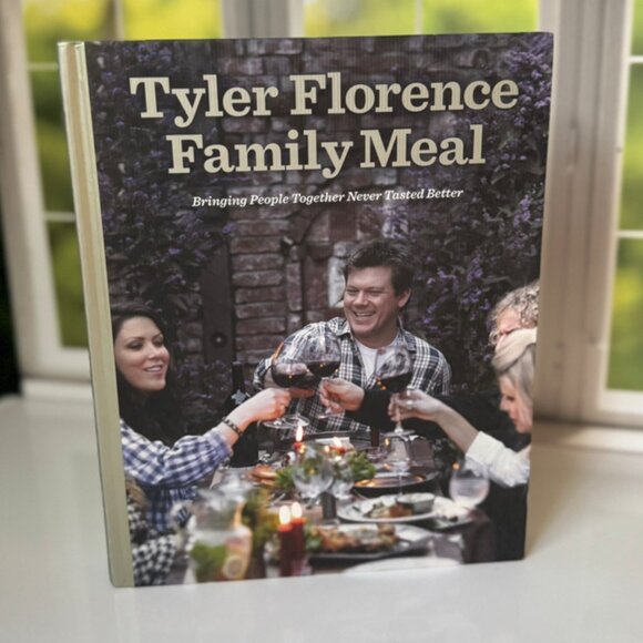 Tyler Florence Family Meals Cookbook – Hardcover, 2010, Bringing People Together - Picture 2 of 3